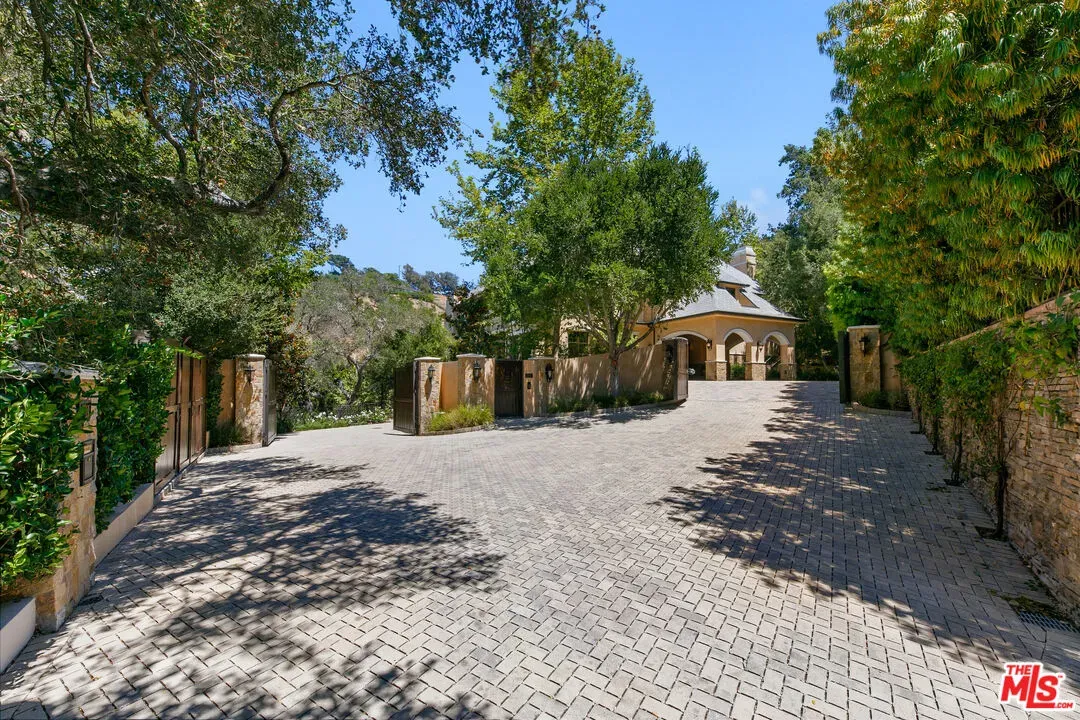 Villa Oeste — Studio City